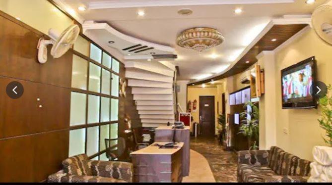 Tjs Royal Hotel Дели Экстерьер фото